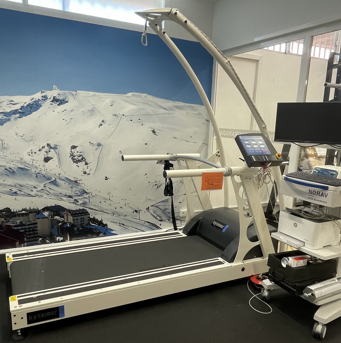 La UGR acoge un laboratorio que simula la altitud para investigar el rendimiento deportivo