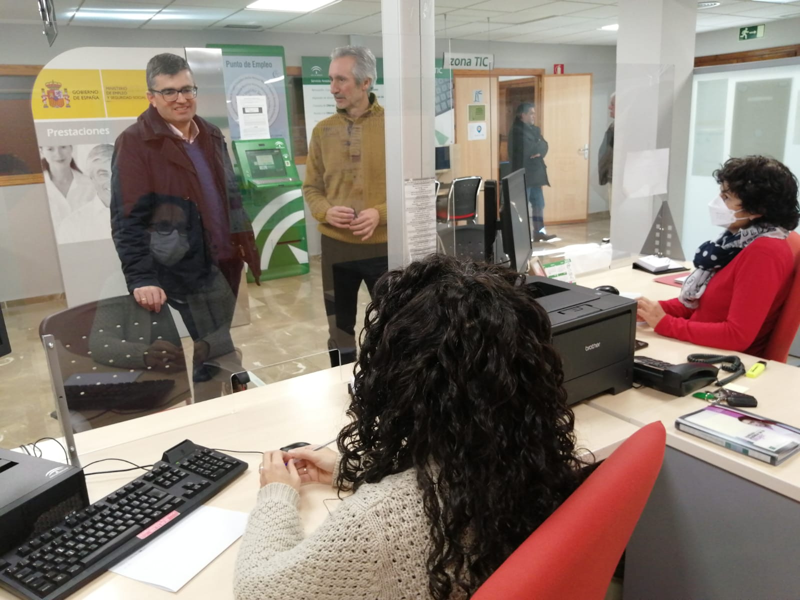 El SAE implantará en la oficina de Alhama de Granada el nuevo modelo de gestión integral