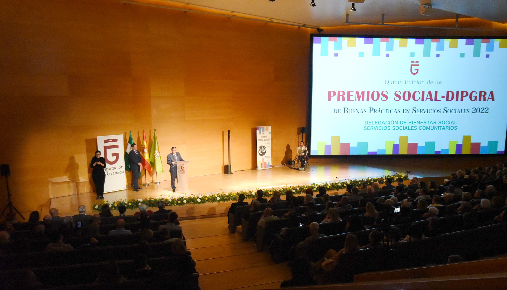Diputación reconoce a municipios, entidades y profesionales por su labor en el ámbito de los servicios sociales  