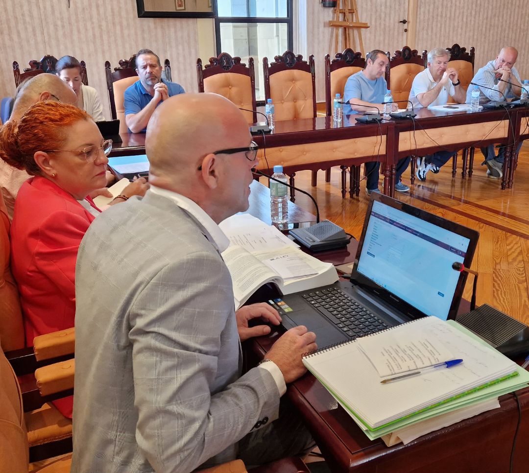 Celebrado en Salobrea el pleno extraordinario para el sorteo de los miembros de las mesas electorales