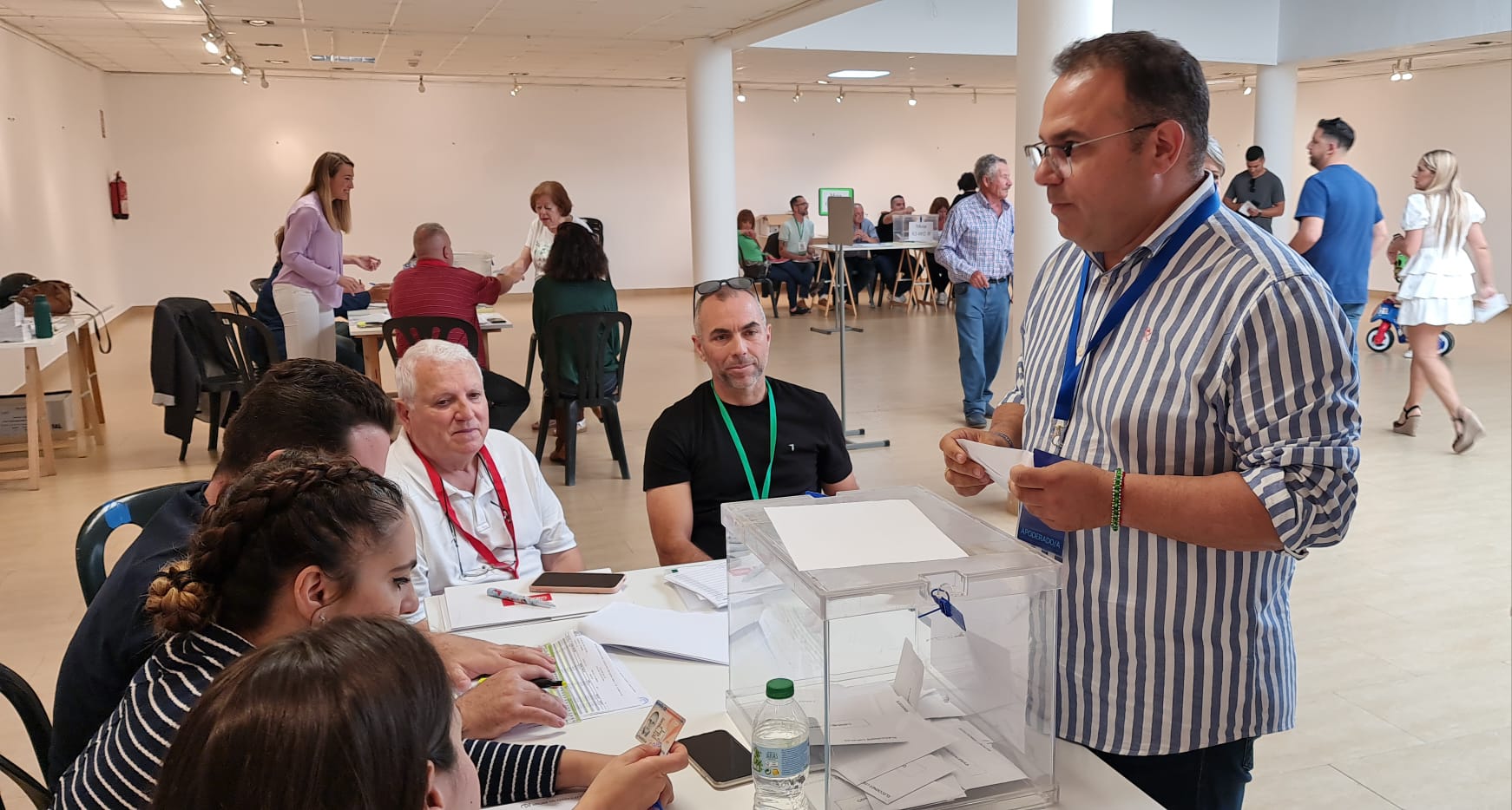 Juan José Ruiz Joya anima a la ciudadanía a votar por el bienestar de Almuñécar y La Herradura