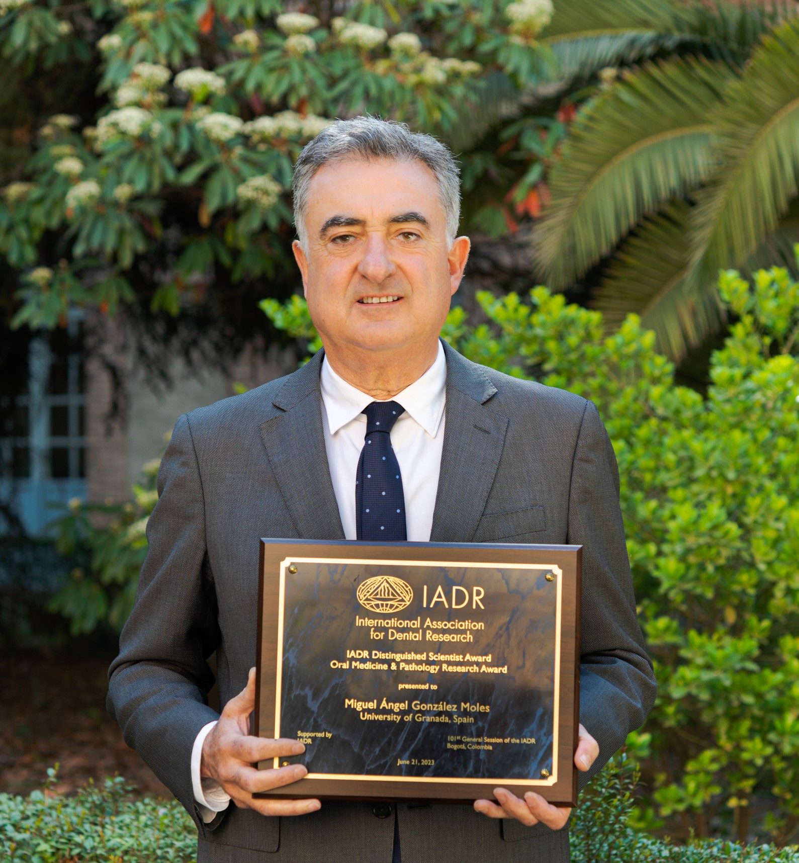 Miguel Ángel González Moles, premio al Científico Distinguido en Medicina Oral y Patología Oral