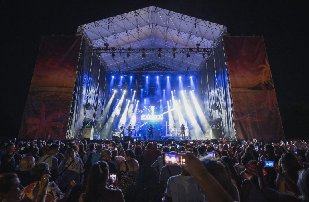Camela conquista Salobreña en Tropicalia Summer Music 2023
