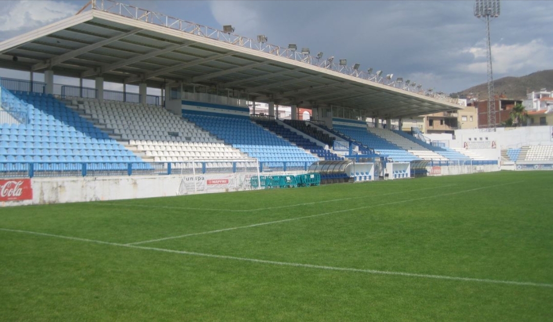 El ayuntamiento de Motril suspende el partido de fútbol organizado por el CF Motril por motivos de seguridad
