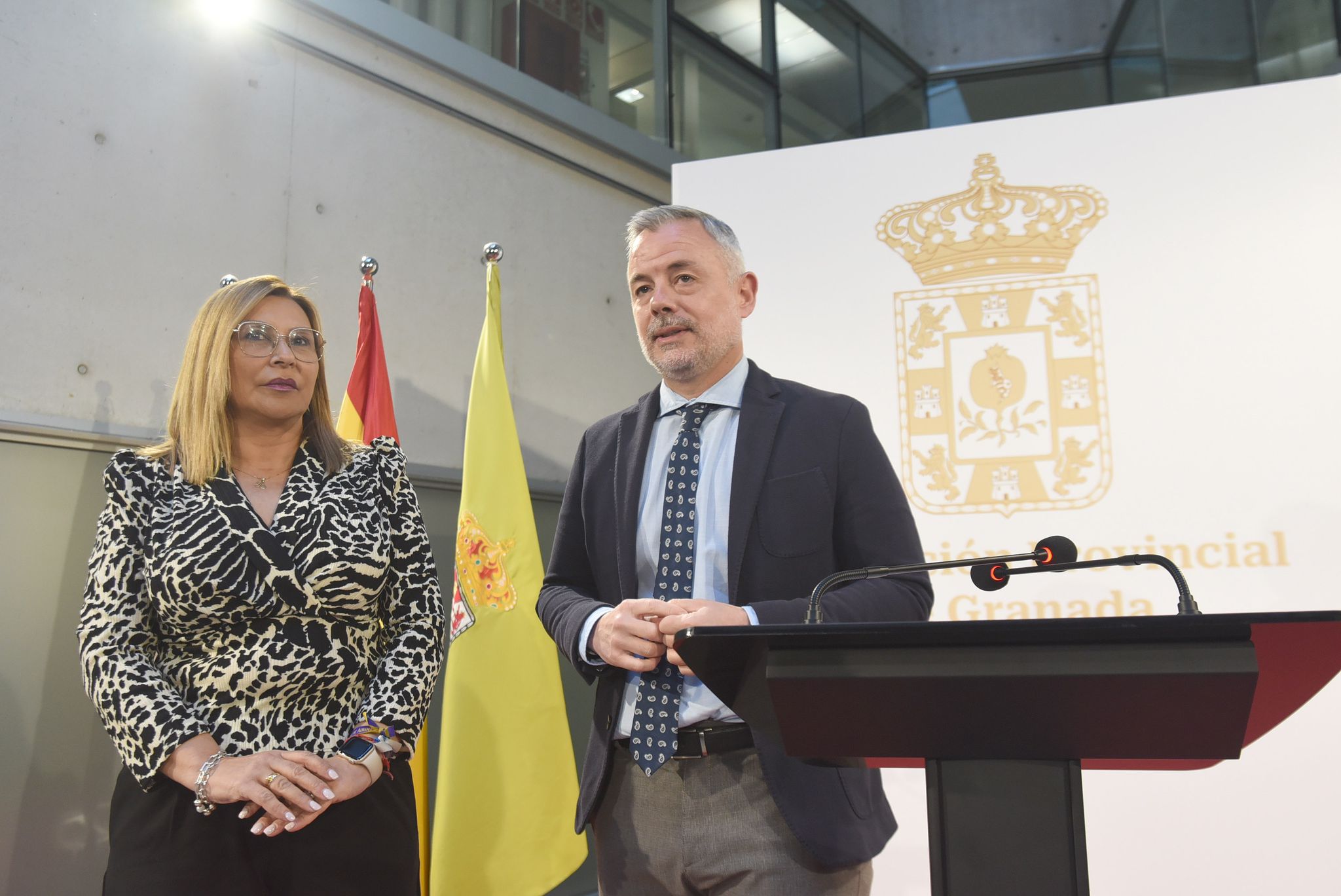 La Diputación de Granada reducirá la tasa por la gestión de los tributos de los ayuntamientos de la provincia