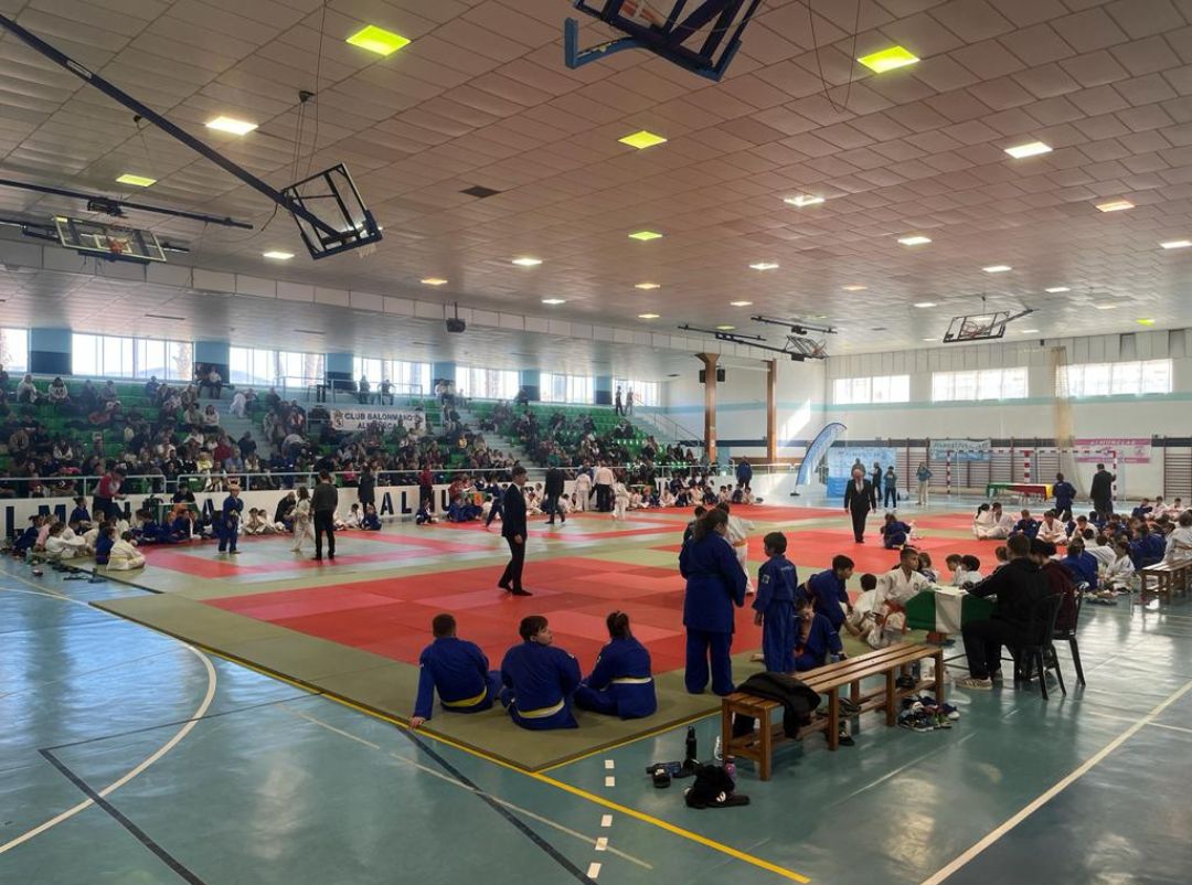 El Open Judo Costa Tropical Almuñécar 2023 reúne a más de 400 deportistas en el pabellón sexitano 'Antonio Marina'