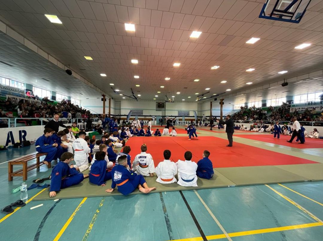 El Open Judo Costa Tropical Almuñécar 2023 reúne a más de 400 deportistas en el pabellón sexitano 'Antonio Marina'