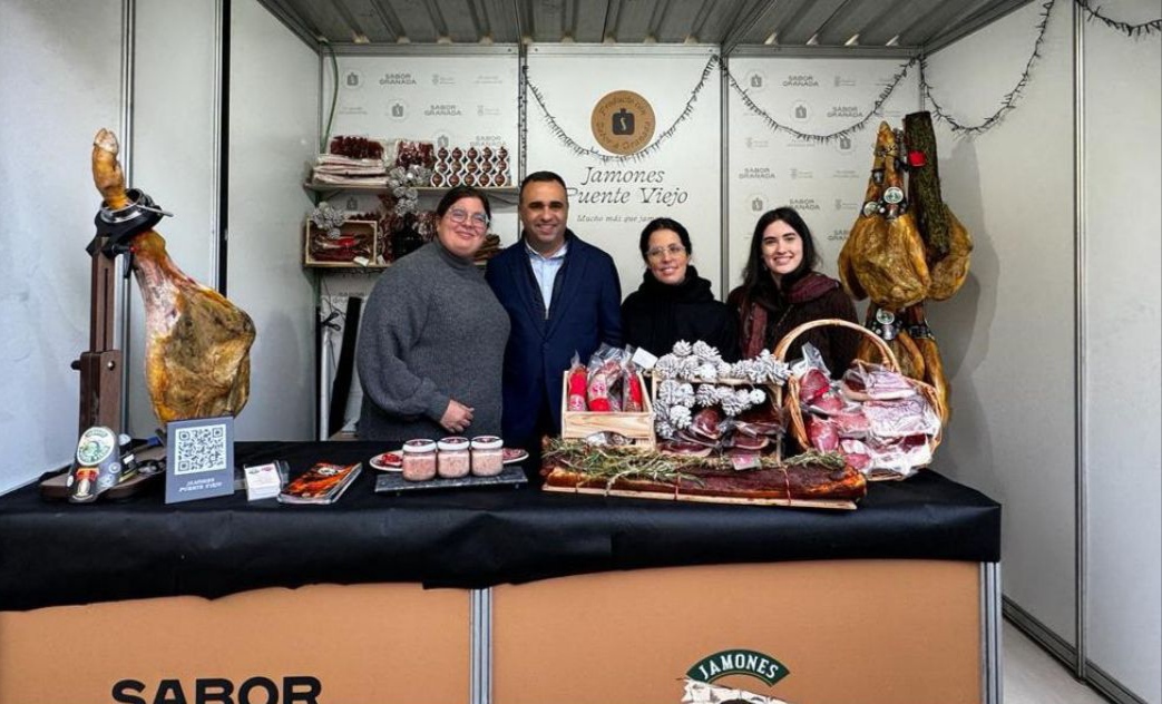 Diputación promociona los productos ‘Sabor Granada’ con un mercado navideño en el Humilladero 