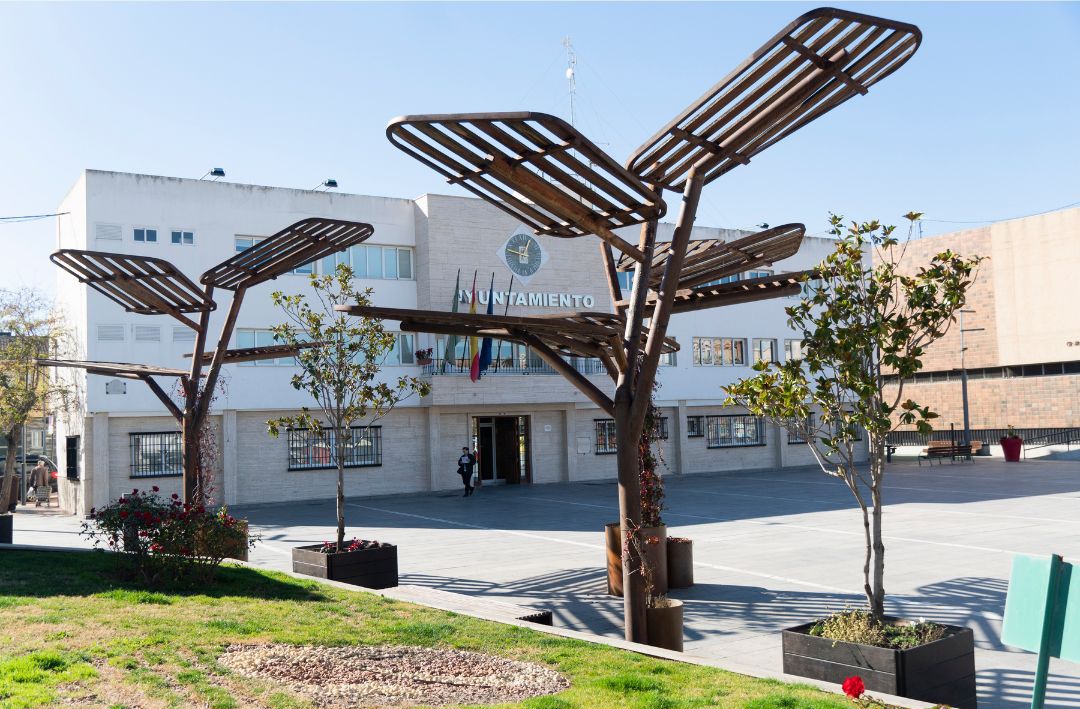 El Ayuntamiento de Armilla acusa a la Diputacin de haber recurrido el presupuesto municipal en represalia por un expediente de disciplina urbanstica de dos obras 