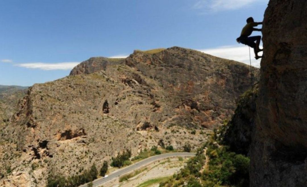 Salobreña se integra en la Red de Escalada de la Mancomunidad de Municipios de la Costa Tropical