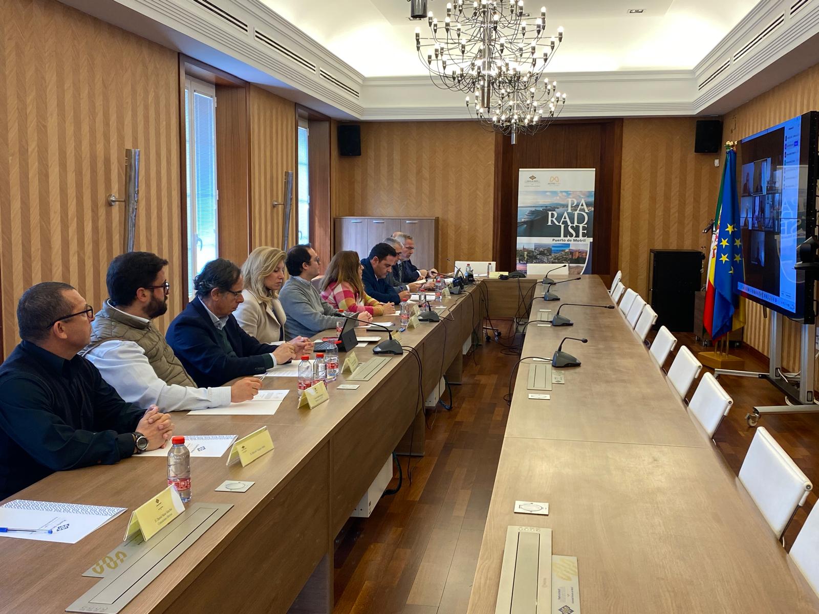 Vicente Tovar sustituye a Francisco José González-Méndez Herrera al frente de la dirección del Puerto de Motril