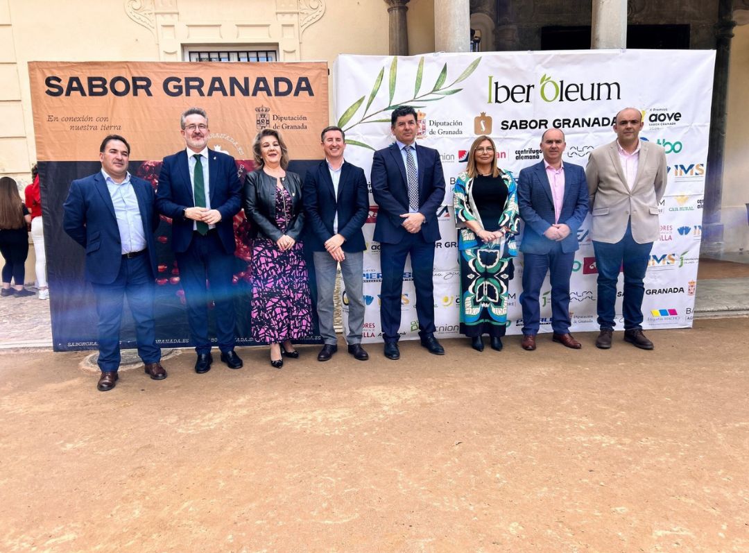 Trece AOVE granadinos, en la edición 2024 de la Guía IberOleum, que apoya Diputación