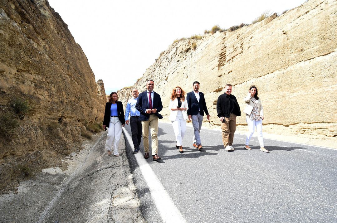 Diputación garantizará la seguridad de la circulación en la carretera de las Trincheras de Caniles con una inversión de 150.000 euros