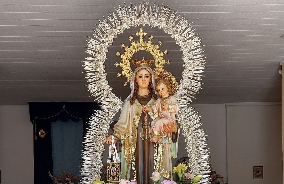 La Junta de Gobierno Local aprueba por unanimidad conceder a la Virgen del Carmen la medalla de la ciudad de Almucar en su ochenta aniversario
