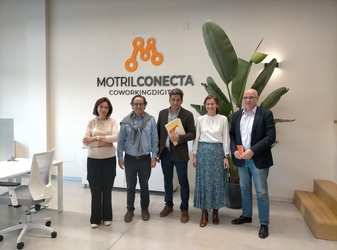 El PP de Granada se reúne en Motril con la Cámara de Comercio para conocer las necesidades de la costa de Granada y fijar estrategias