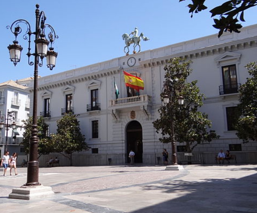 UGT critica el recorte de un millón de euros en el presupuesto municipal granadino para la Ayuda a Domicilio y una destrucción de 45 puestos de trabajo
