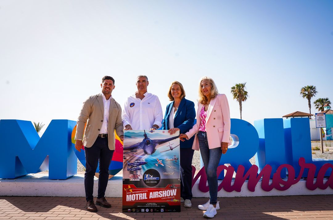 El Festival Aéreo Ciudad de Motril inundará el cielo motrileño con más de una veintena de aeronaves de diversos países el próximo 9 de junio