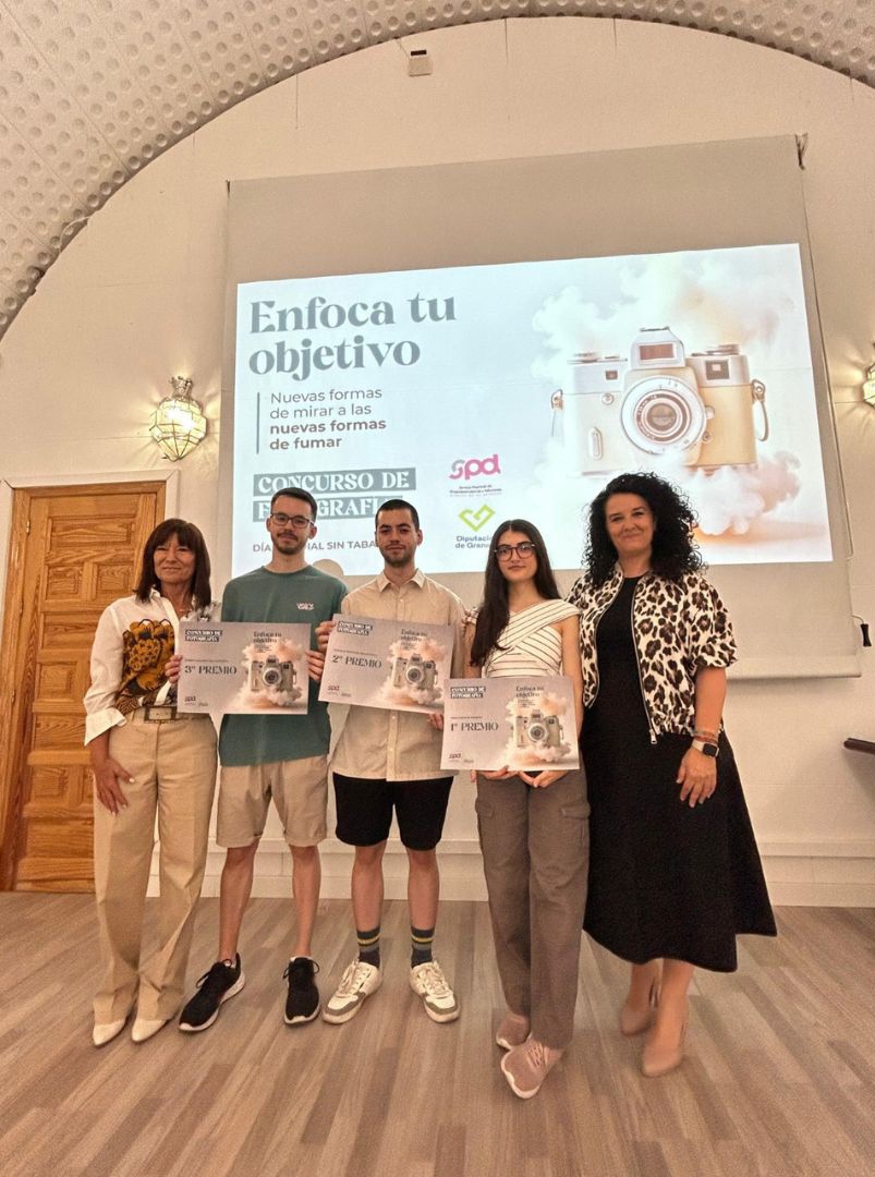 Diputacin da a conocer las tres fotografas ganadoras del concurso Enfoca tu objetivo: nuevas formas de mirar a las nuevas formas de fumar
