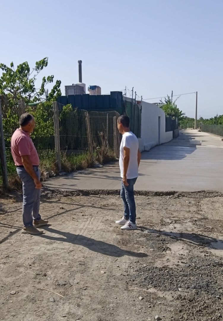 El pleno de Salobrea da luz verde a la solicitud de las subvenciones del PFEA para la limpieza de playas y el arreglo de caminos