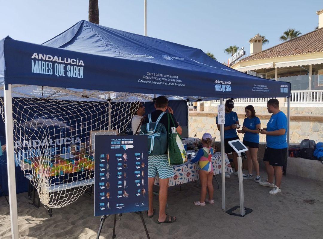 La campaa 'Andaluca, Mares que Saben' contina con la difusin de la pesca artesanal por las costas de Huelva, Cdiz, Mlaga, Granada y Almera