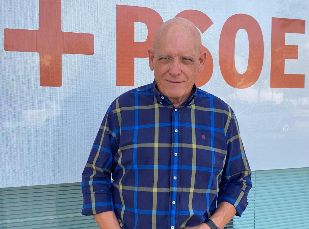El PSOE denuncia el “abandono” de la Junta a los mayores de la provincia granadina ante el cierre, en pleno verano, de centros de salud o retrasos “escandalosos” en dependencia