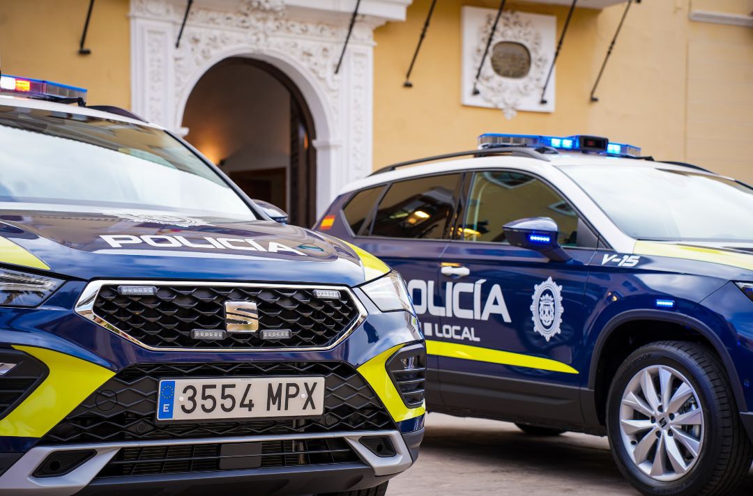 La Policía Local de Motril detiene a dos hombres por robos en el centro