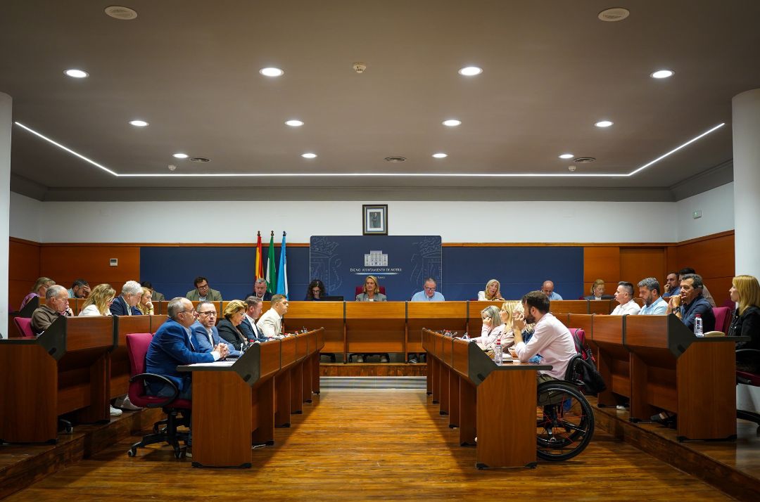 El Ayuntamiento de Motril aprueba conceder la Medalla de Oro de la Ciudad a la UNED