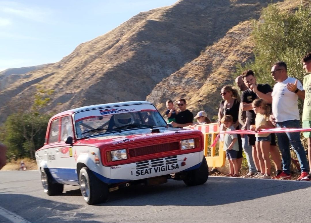 Jos Carlos Garca y Javier Avils, ganadores de la cuarta edicin de la cronometrada de automovilismo Balcn de Canales