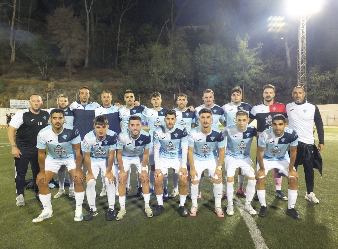 El Almuñécar Club de Fútbol se coloca a un punto del liderato del grupo 1 de la 3ª división andaluza