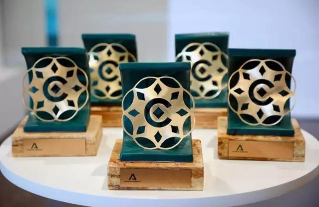 Empleo galardona al Ayuntamiento de Granada en los IX Premios del Comercio Interior de Andalucía