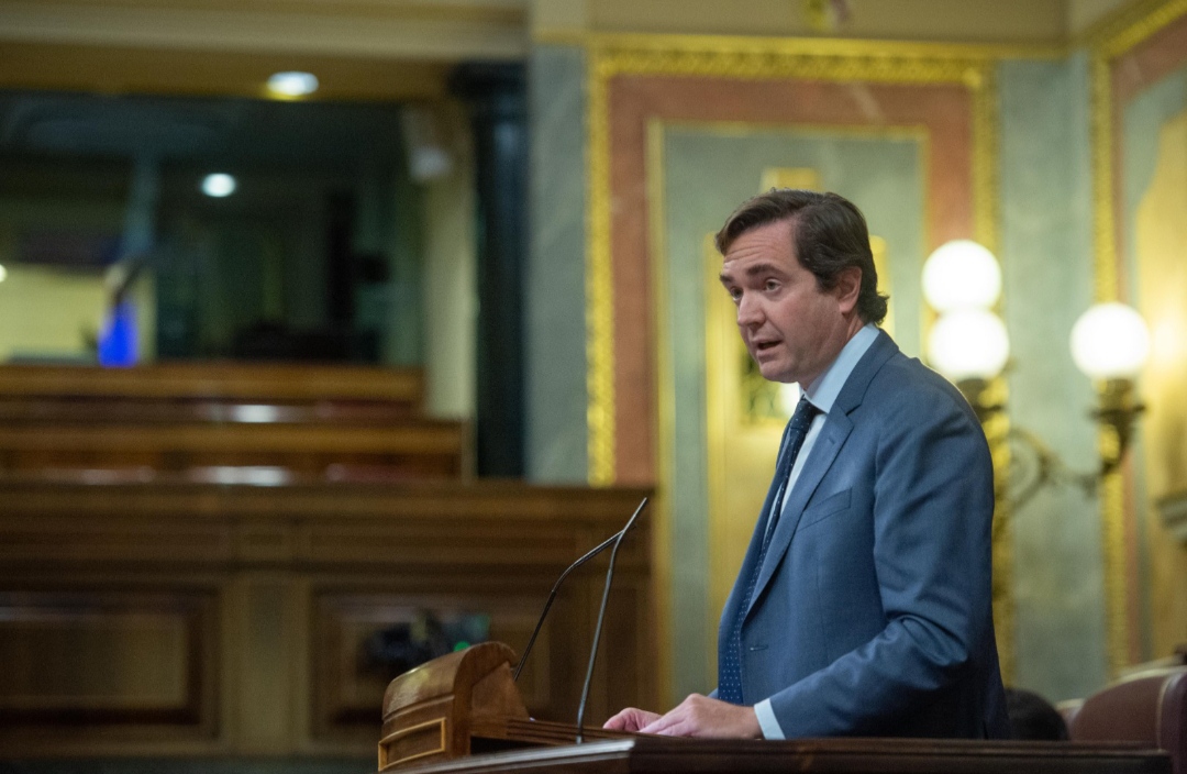 El PP pide la comparecencia del ministro scar Puente para explicar la poltica de tasas aeroportuarias 