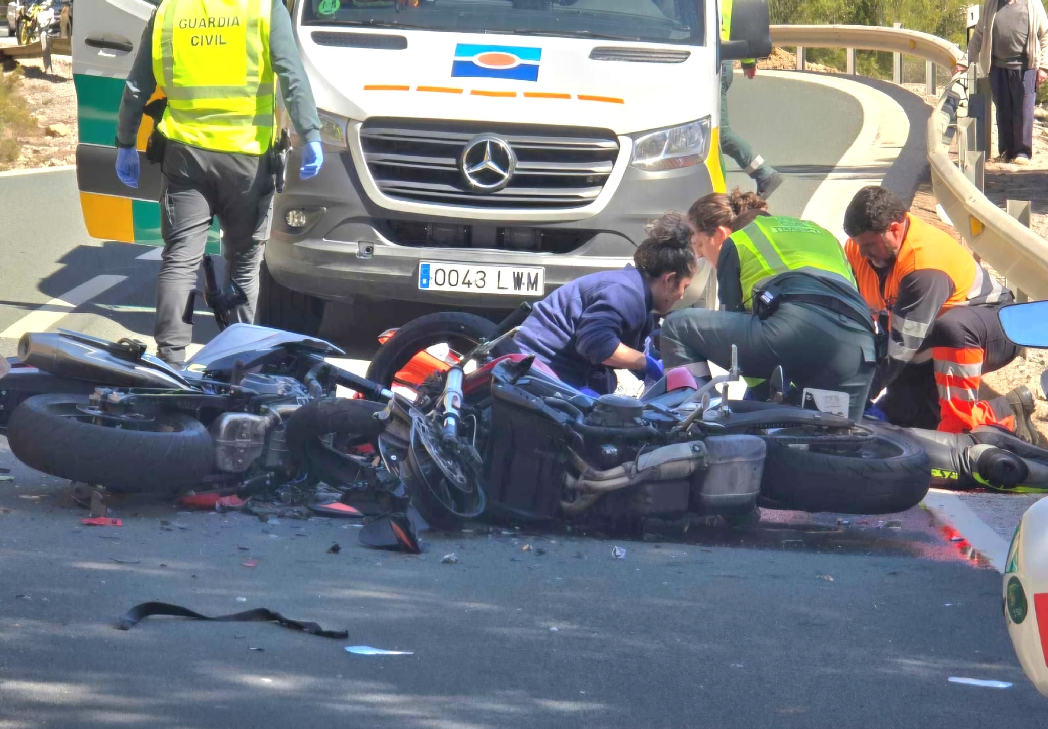 Drama en la carretera entre Órgiva y Torvizcón tras el choque frontal de dos motoristas que le ha constado la vida a uno de ellos