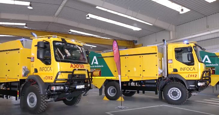 La Junta hace entrega a Albolote de un vehculo para la extincin de incendios forestales 
