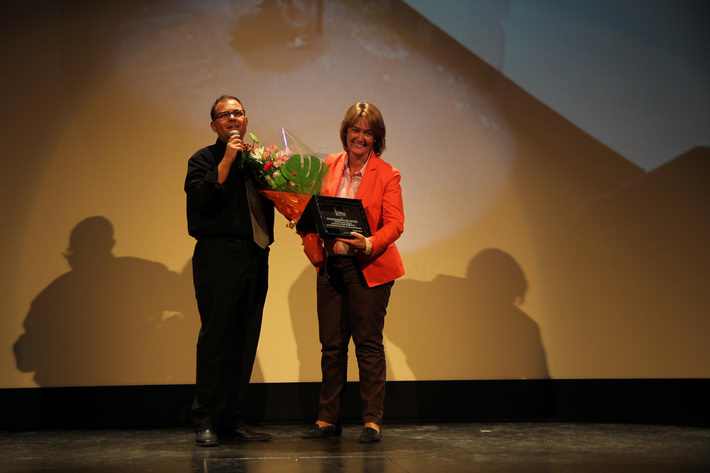 La gala a favor de la Acondroplasia llena el teatro Calderón de Motril
