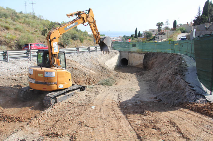 Comienzan las obras de ampliación y asfaltado del vial de acceso al Pago de Guerra  desde la CN 340.