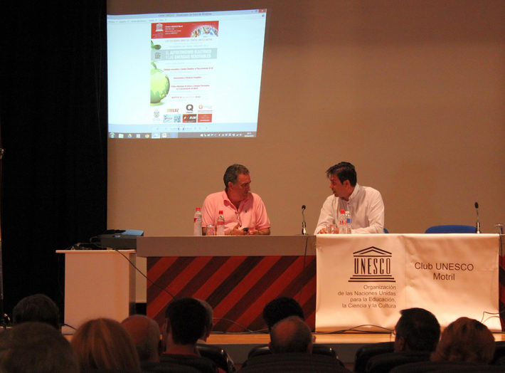 El club ‘UNESCO’ Motril celebra un coloquio sobre autoconsumo eléctrico y ahorro energético