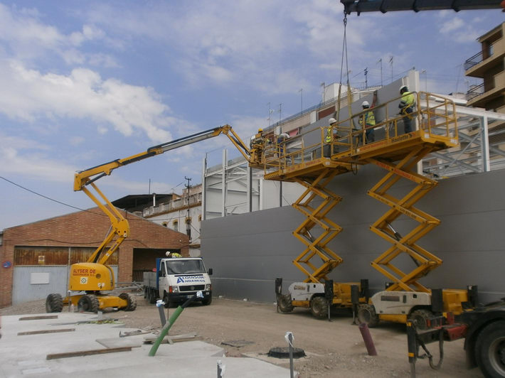 Comienza la ejecución de la plataforma del metro de Granada en los terrenos de Adif situados en la estación de ferrocarriles