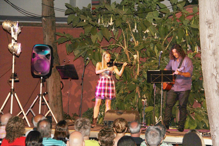 Bello concierto  de apertura del programa cultura en  los Jardines de La Najarra  
