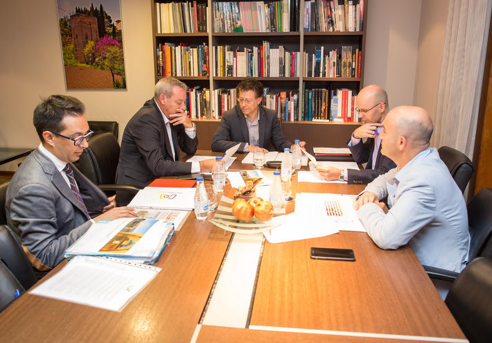 Puerto y Alhambra se reúnen para trabajar con el turismo de cruceros