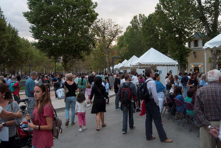 M�s de 200 cient�ficos mostrar�n al p�blico su trabajo en el Paseo del Sal�n, dentro de la Noche Europea de los Investigadores 