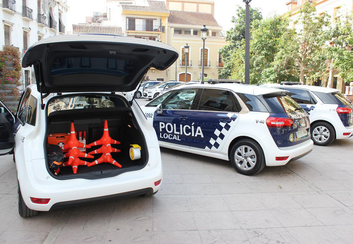 Detienen a un hombre por robar aguacates en una finca de Motril