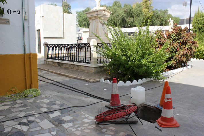 El Cementerio Municipal última los detalles para la festividad del ‘Día de Todos los Santos’