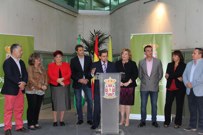 Entrena: “Estamos recuperando el liderazgo de la Diputación como institución representativa de la provincia”