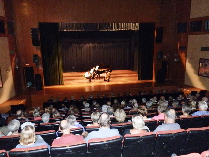 El Tro Zavel inaugur con xito  la temporada de conciertos de Juventudes Musicales de Almucar.