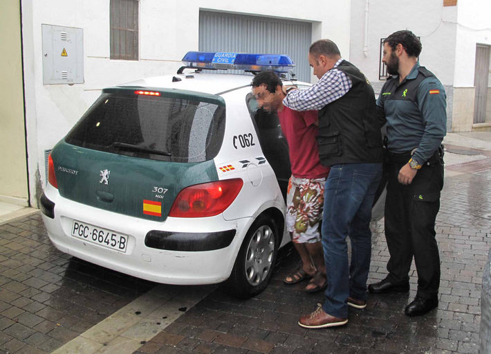La Guardia Civil detiene a un joven como presunto autor de ocho robos perpetrados durante el ltimo mes en Huscar
