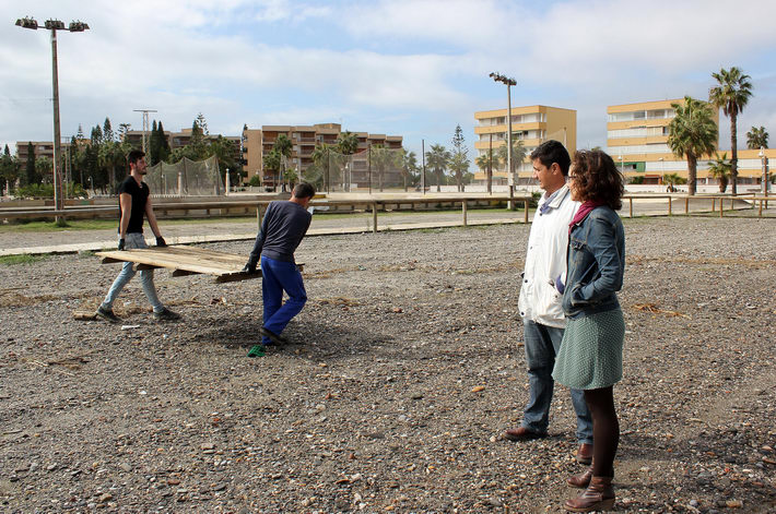 El Ayuntamiento hace balance de los da�os del temporal y comienza a retirar las pasarelas, reponer adoquines y quitar tierra
