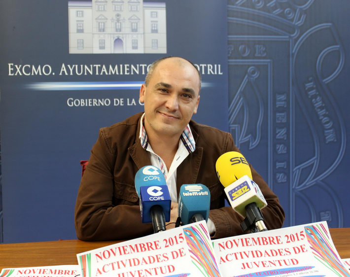 Un noviembre repleto de actividades para los jóvenes anima los fines de semana en Motril