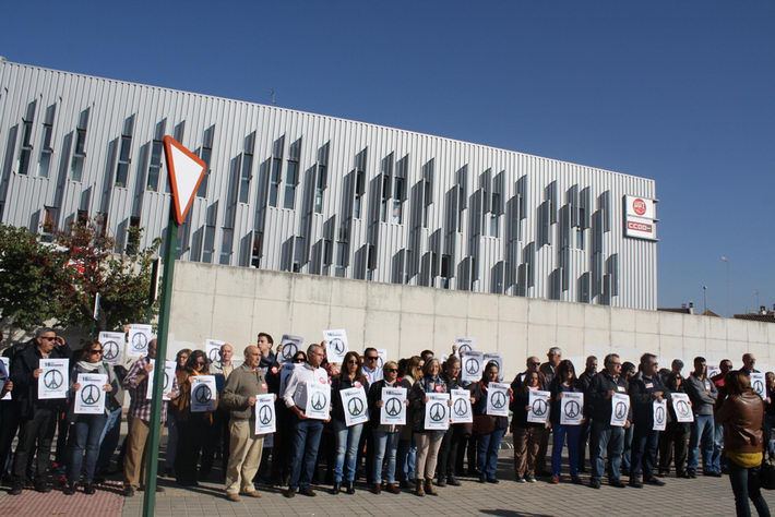 UGT y CCOO de Granada muestran su consternación por los atentados de París

