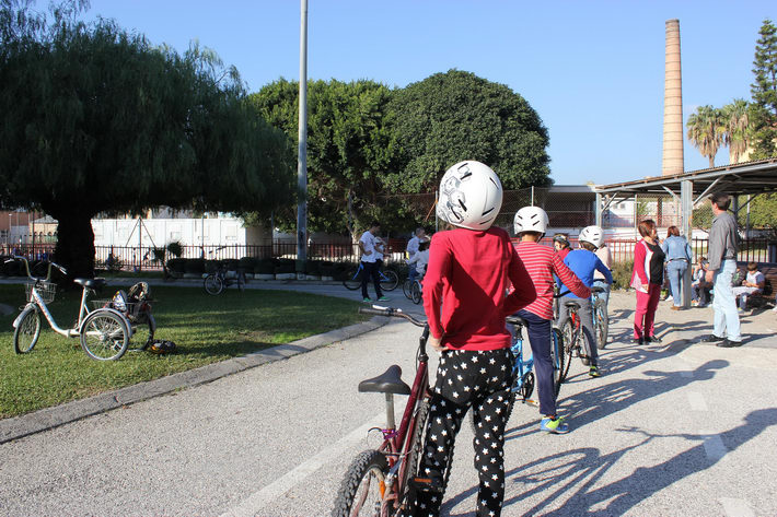 El programa ‘Pedaleando y conduce con cabeza’ enseña a los más pequeños educación vial