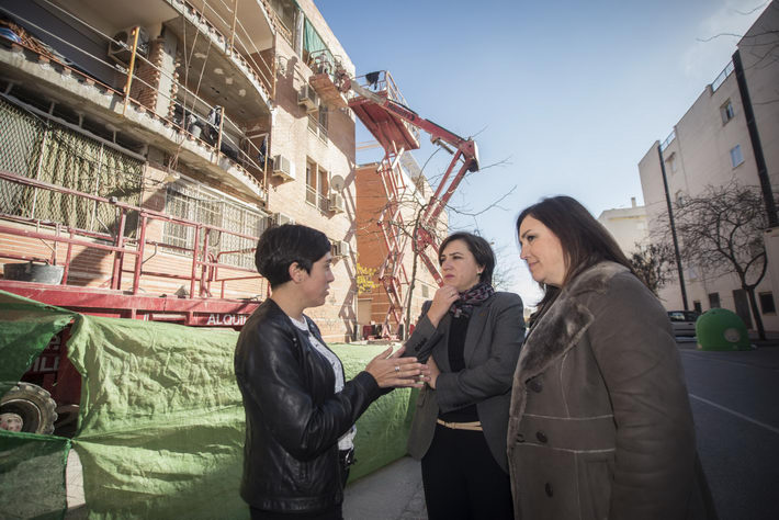 M�s de 1.200 familias de Almanj�yar mejoran las condiciones de habitabilidad de sus viviendas p�blicas